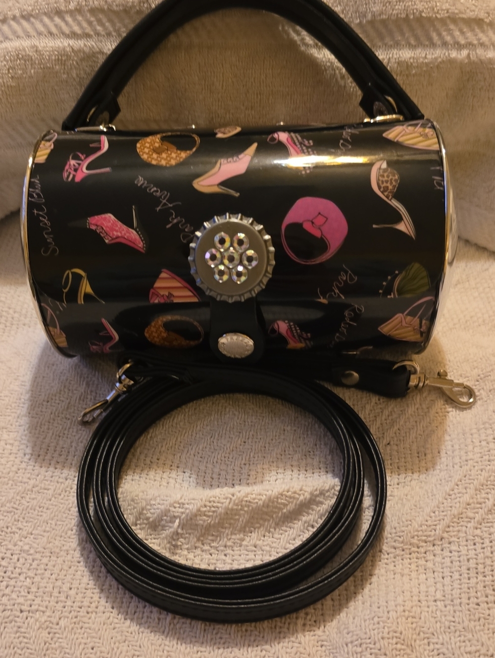 Prezzo Vintage Y2K More Shoes Crystal Embellished Metal Barrel Bag Purse